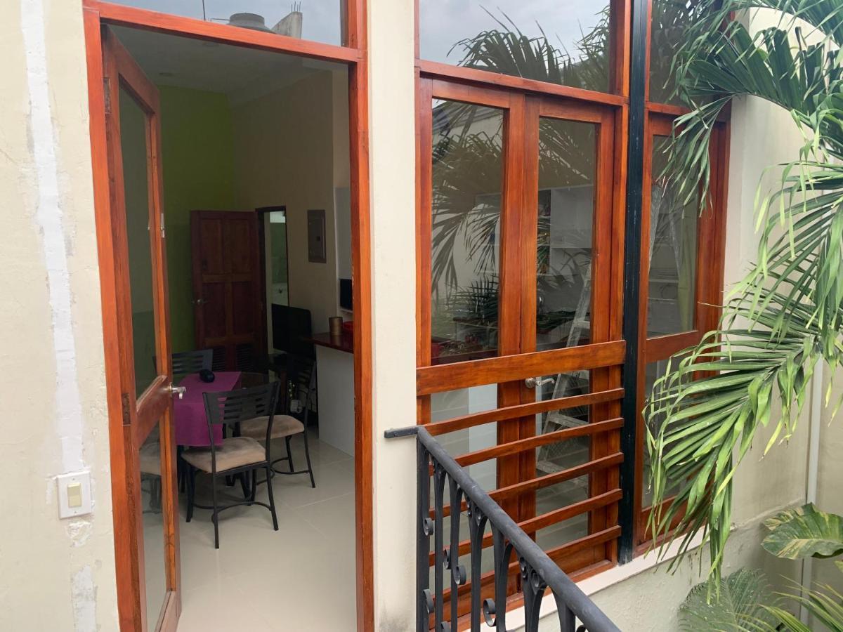Apartamentos Casa Amarilla Granada Exteriör bild
