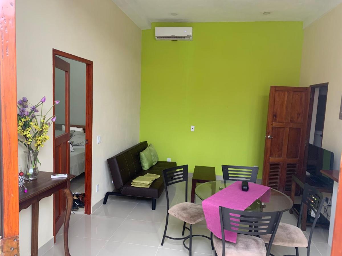 Apartamentos Casa Amarilla Granada Exteriör bild