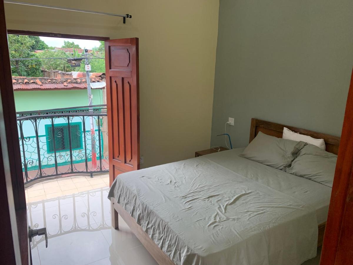 Apartamentos Casa Amarilla Granada Exteriör bild