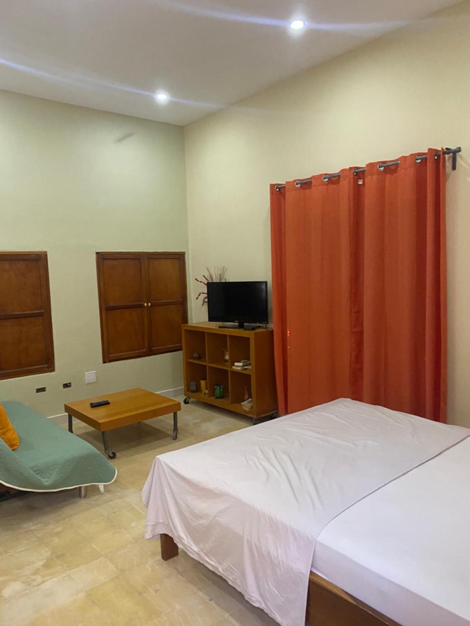 Apartamentos Casa Amarilla Granada Exteriör bild