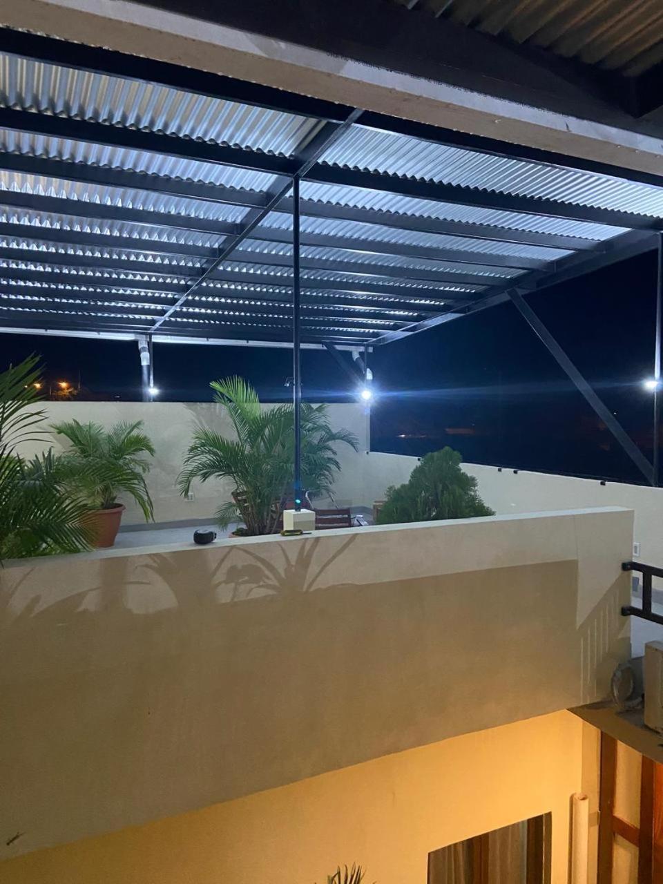 Apartamentos Casa Amarilla Granada Exteriör bild